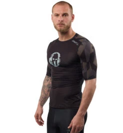 SPARTAN By CRAFT Delta 2.0 Compression SS Top - Men's -Sportswear Store Spartan Mens Craft Delta 2.0 Compression Singlet Black Woods 6